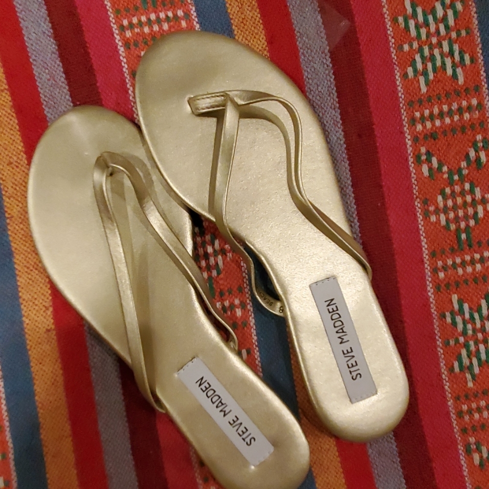 Steve madden flipflops
